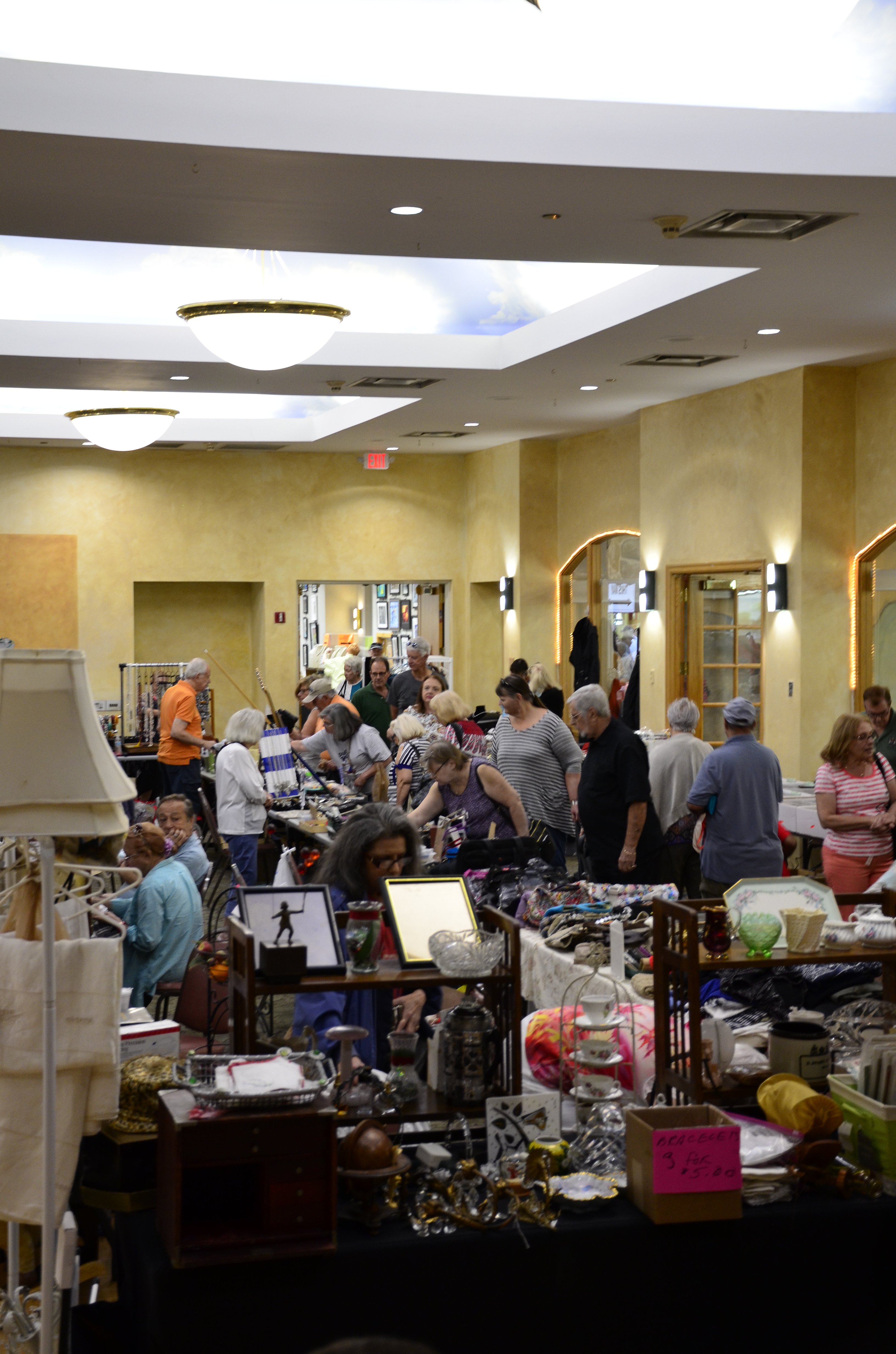 May Flea Mkt 2017 (7)